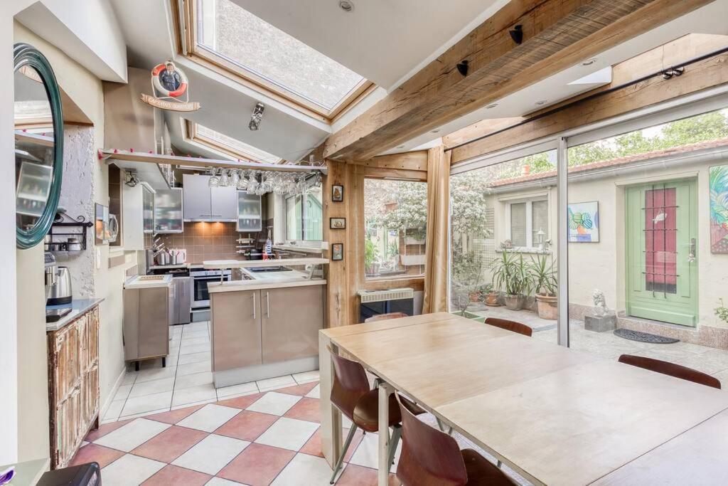 Appartement De Caractere Avec Jardinet Privatif A 1 Min Metro 1, Paris, Disneyland Vincennes Buitenkant foto